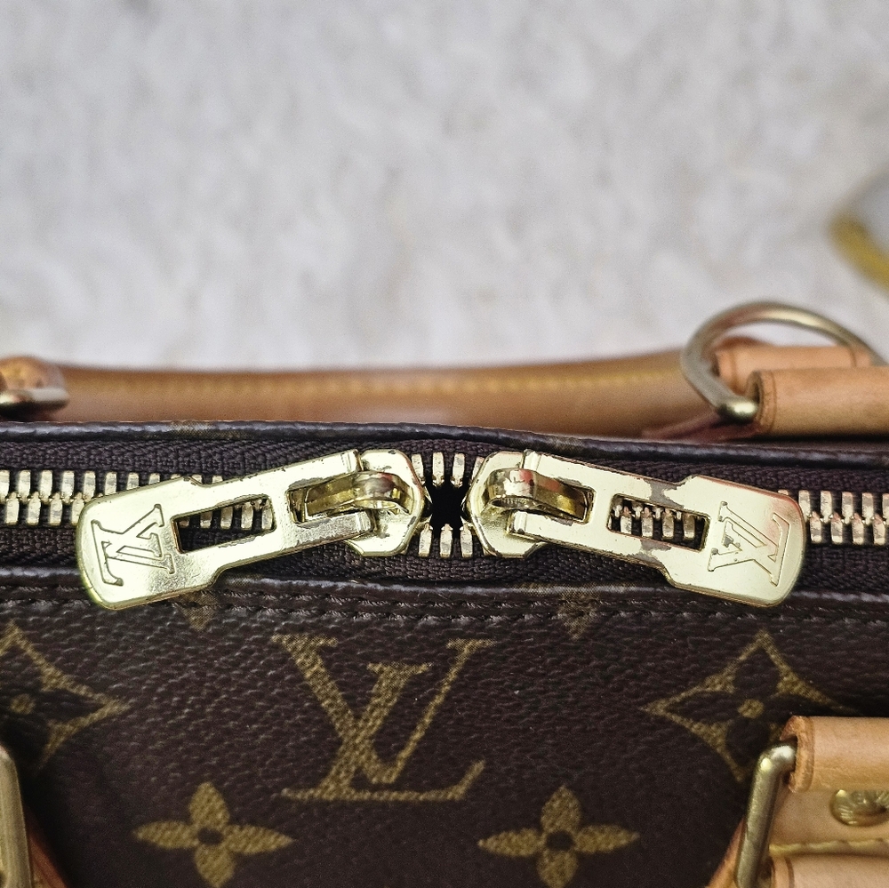 🔥😍Beautiful Condition😍🔥 Louis Vuitton Brown Monogram Handbag - Picture 14 of 17